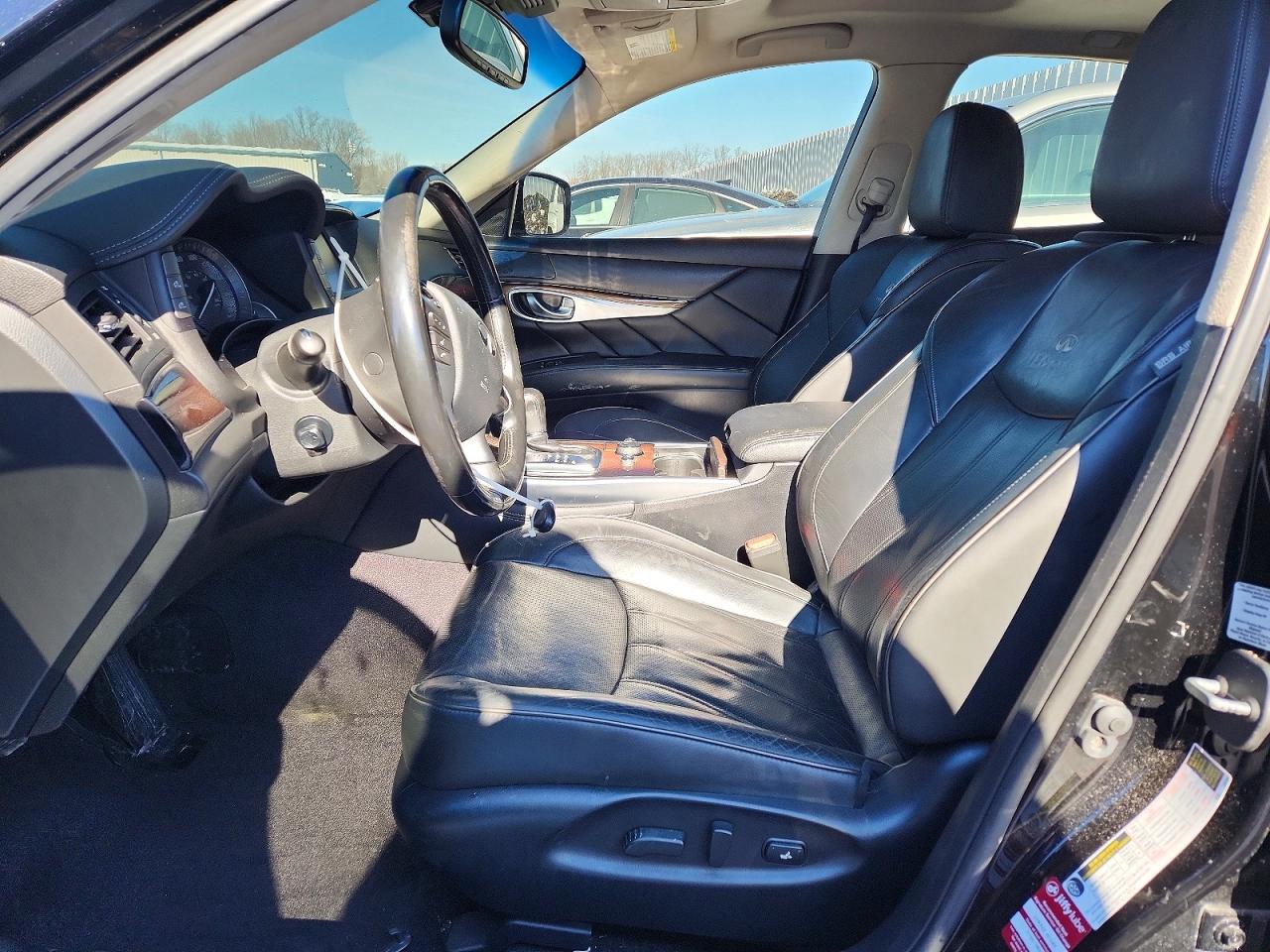 2013 INFINITI M37 X photo 19