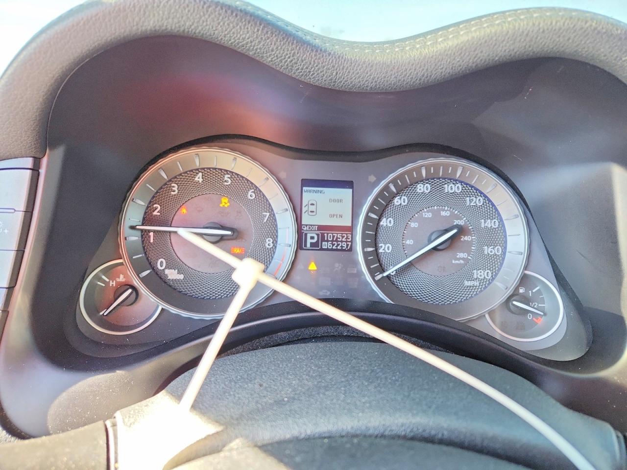 2013 INFINITI M37 X photo 25