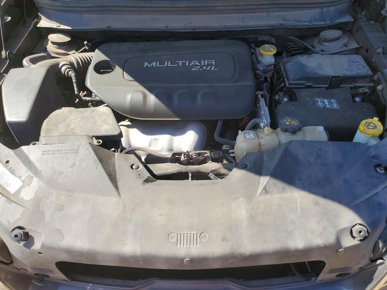 2019 JEEP CHEROKEE LATITUDE PLUS photo 21