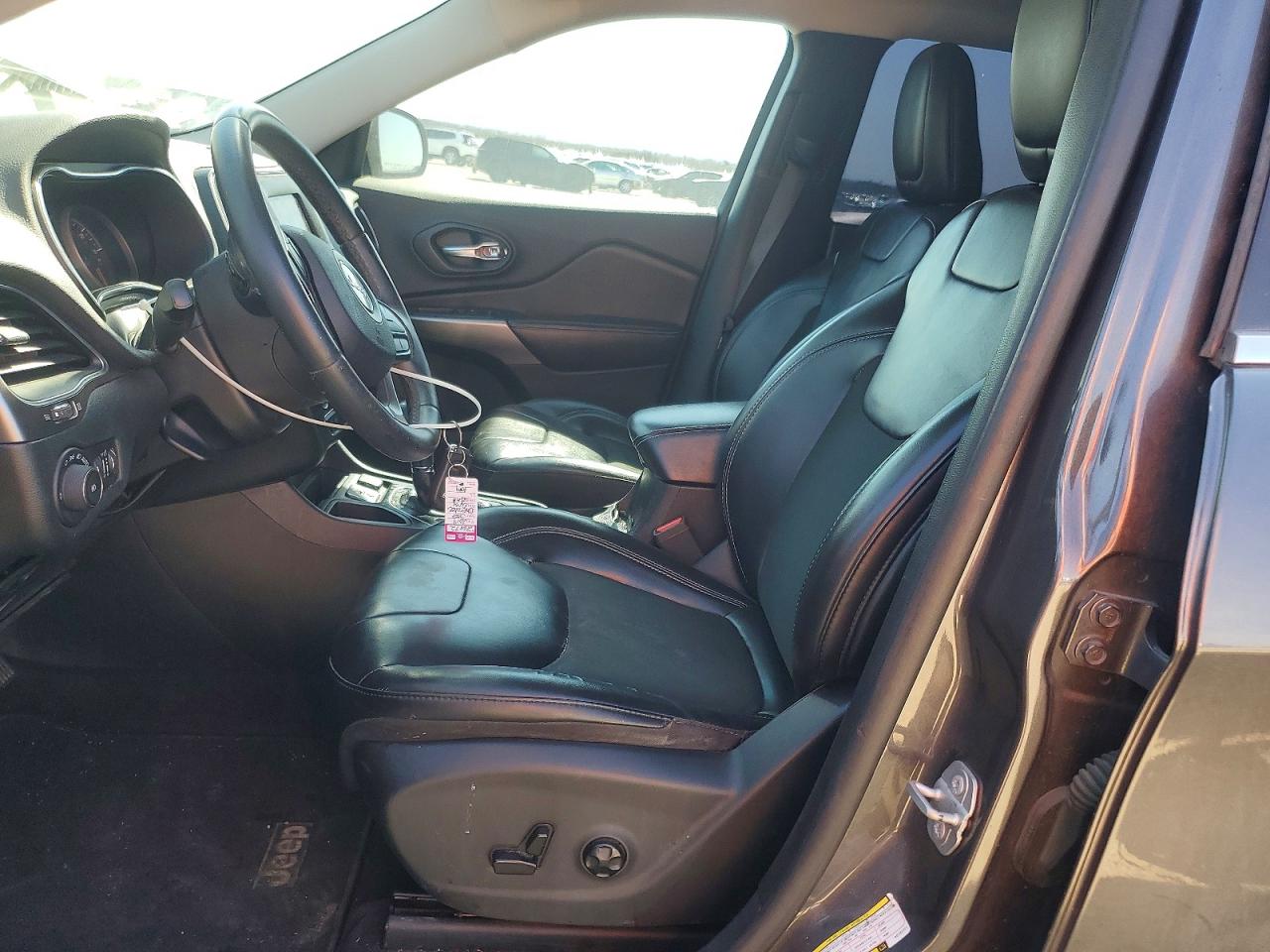2019 JEEP CHEROKEE LATITUDE PLUS photo 13
