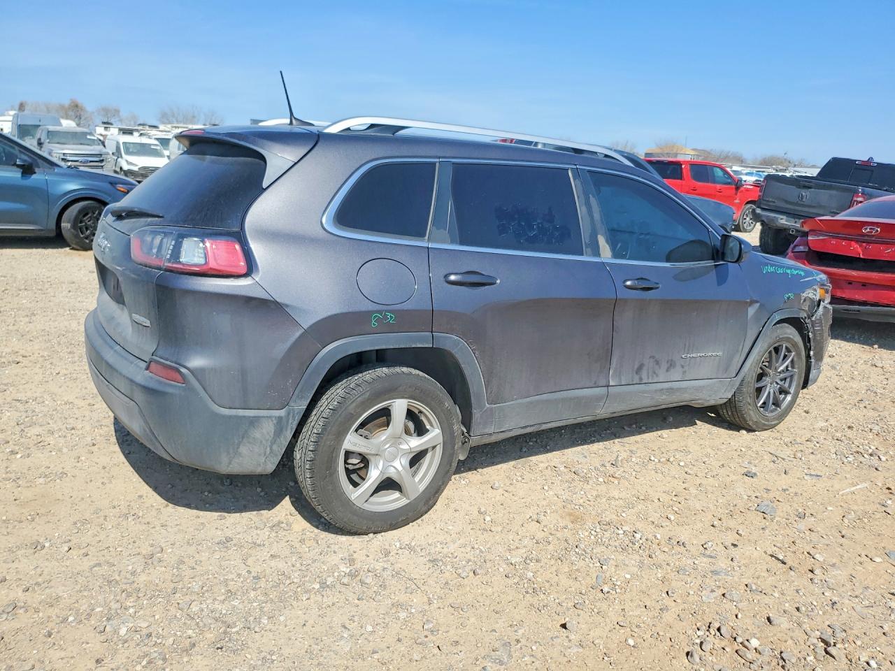 2019 JEEP CHEROKEE LATITUDE PLUS photo 5