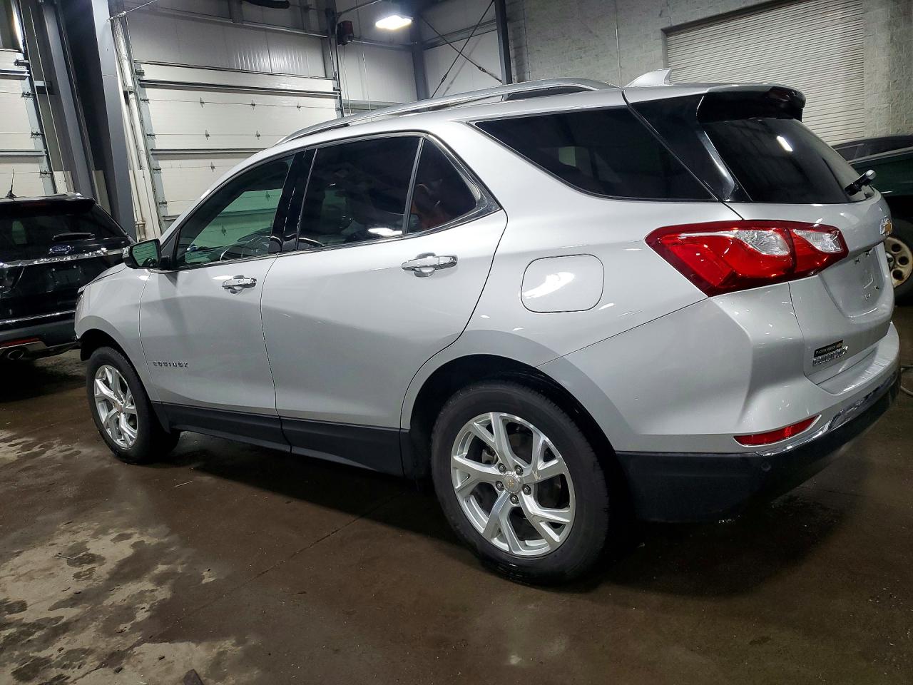 2021 CHEVROLET EQUINOX PREMIER photo 2