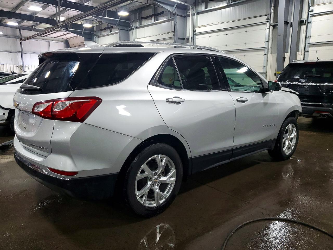 2021 CHEVROLET EQUINOX PREMIER photo 3