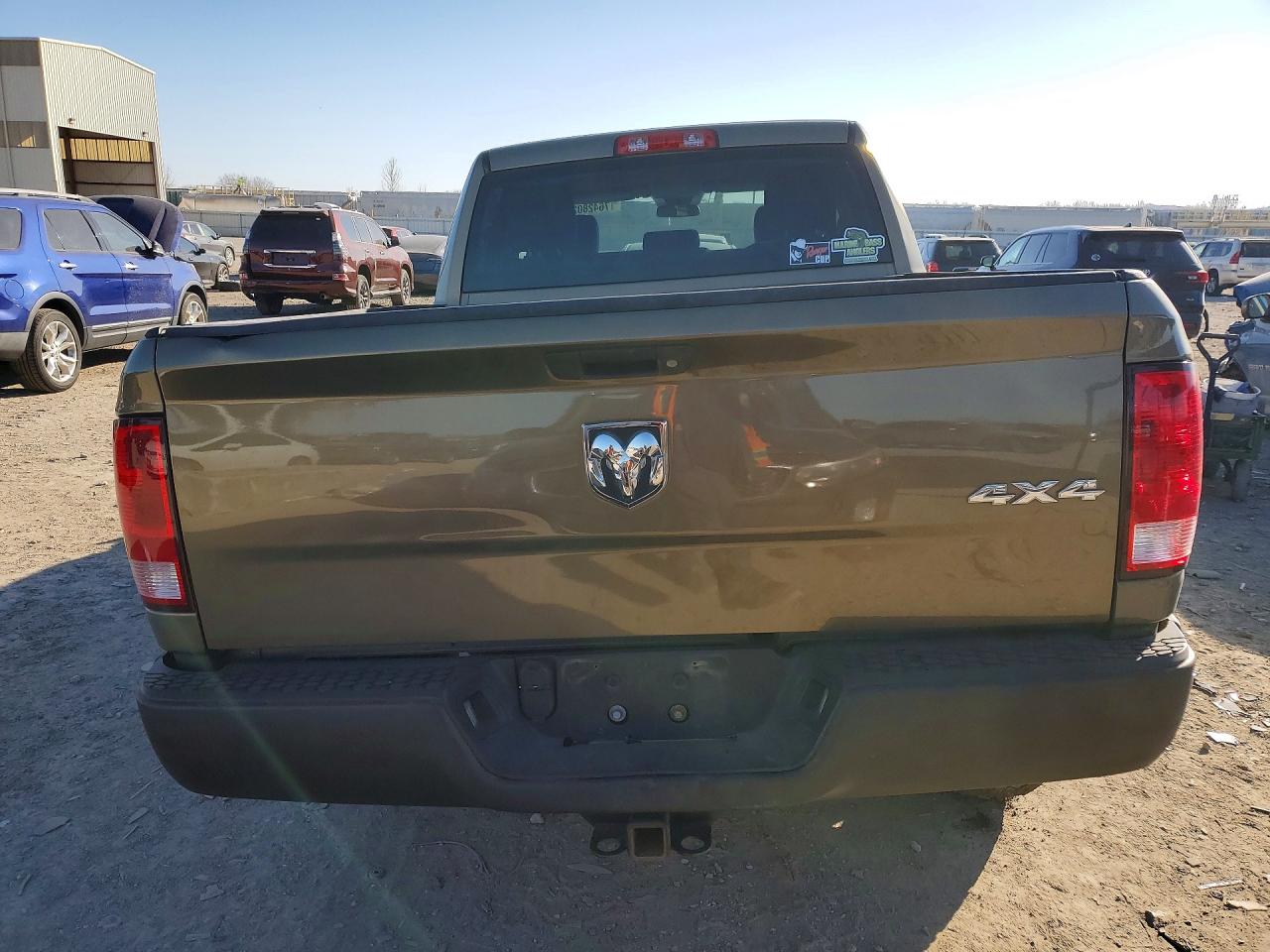 2015 RAM 1500 ST photo 6