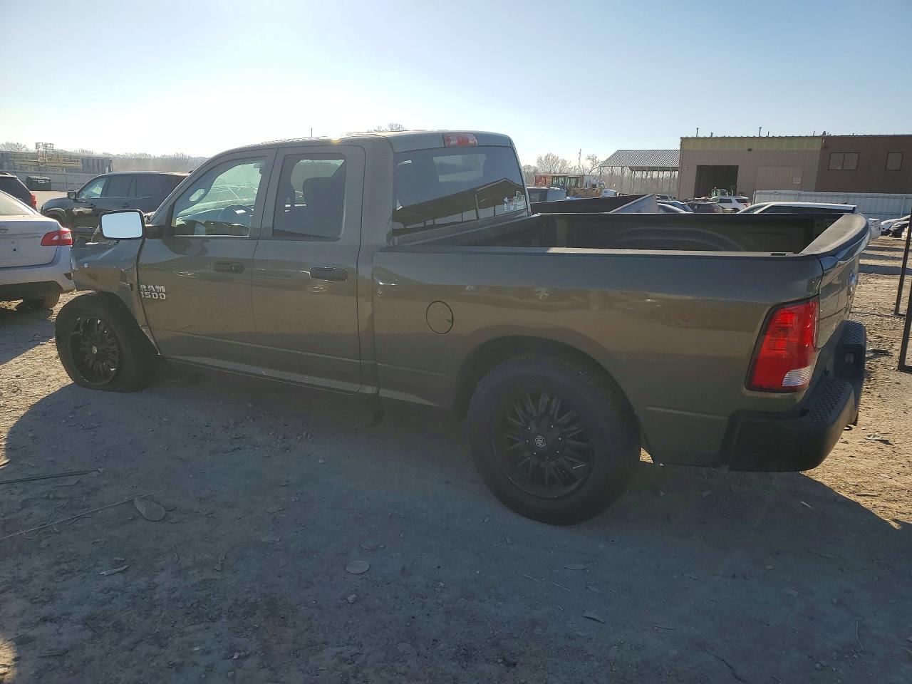 2015 RAM 1500 ST photo 2