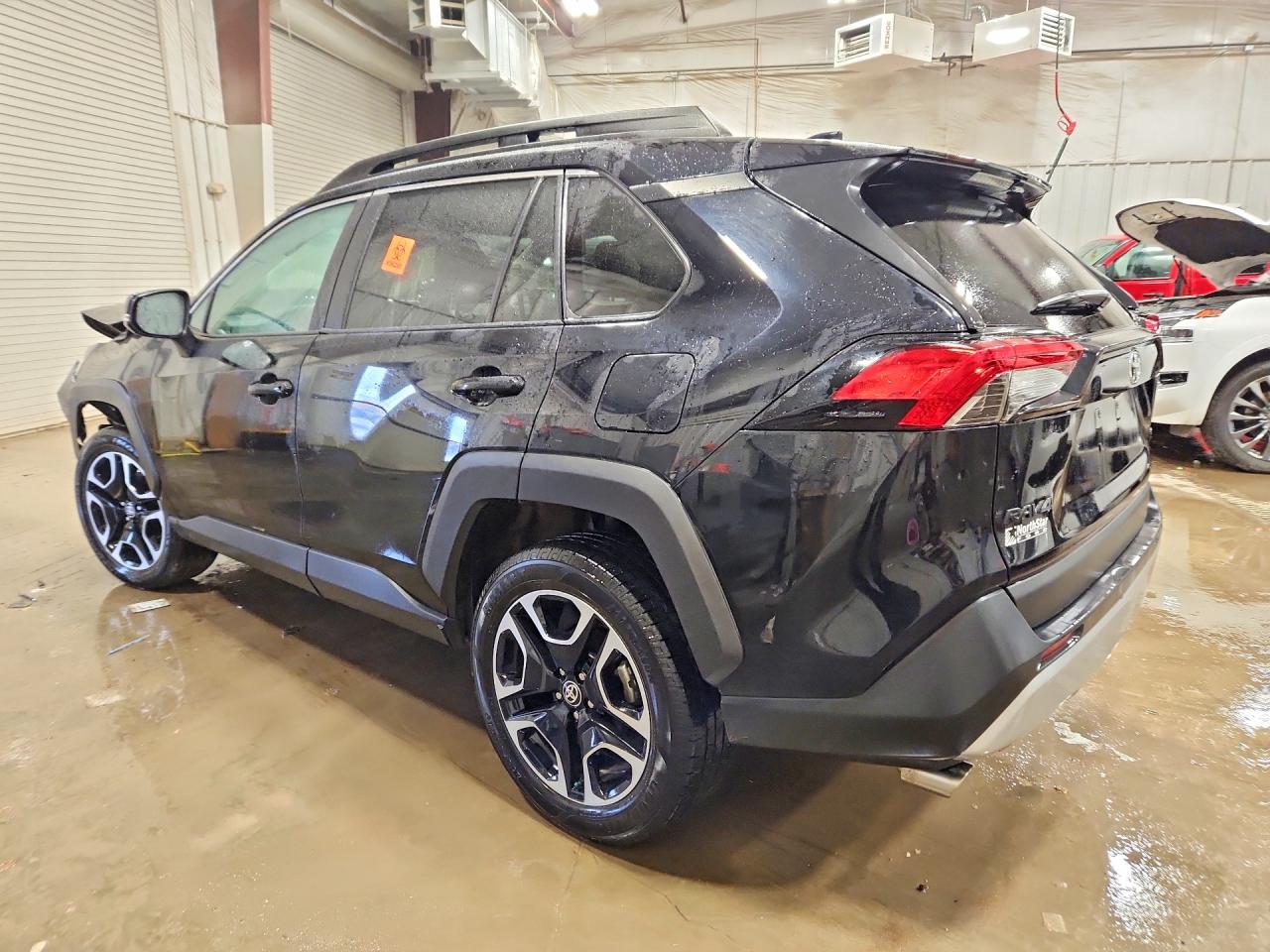 2021 TOYOTA RAV4 ADVENTURE photo 3