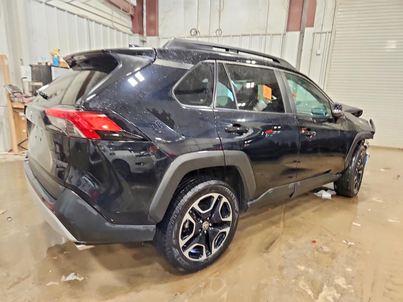 2021 TOYOTA RAV4 ADVENTURE photo 5