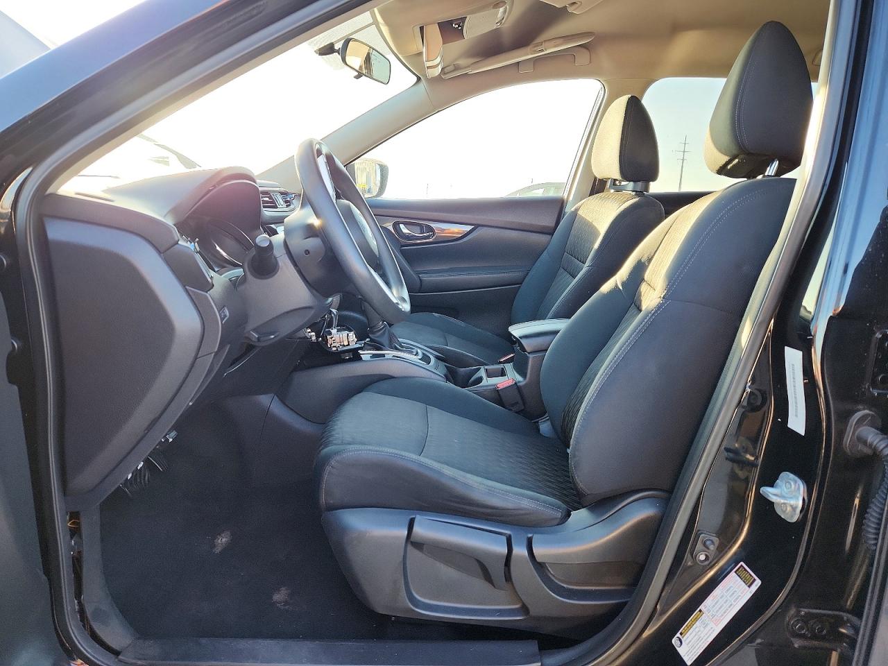 2017 NISSAN ROGUE S photo 13