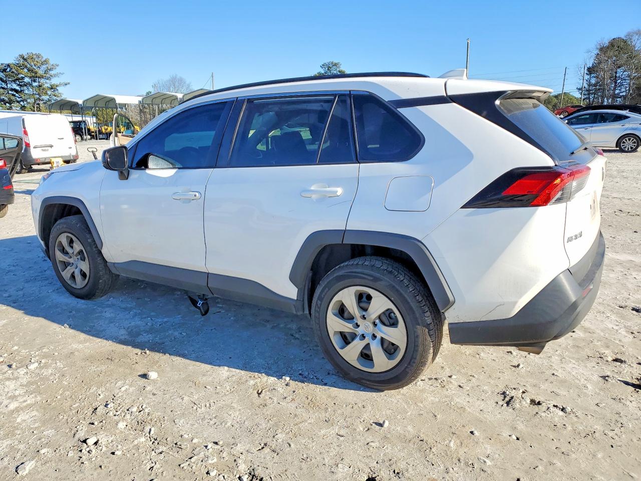 2021 TOYOTA RAV4 LE photo 2