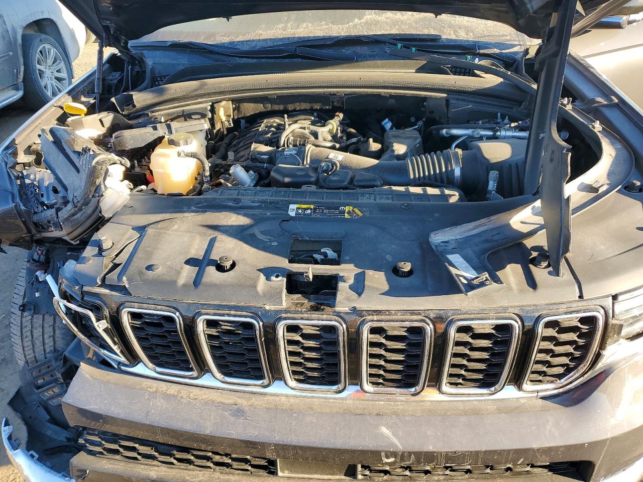 2023 JEEP GRAND CHEROKEE L LIMITED photo 23