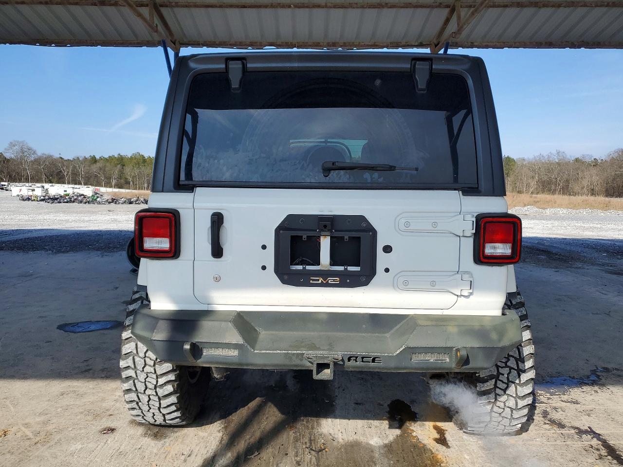 2018 JEEP WRANGLER UNLIMITED SPORT photo 6