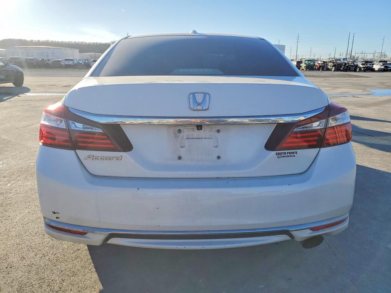 2016 HONDA ACCORD EX photo 6