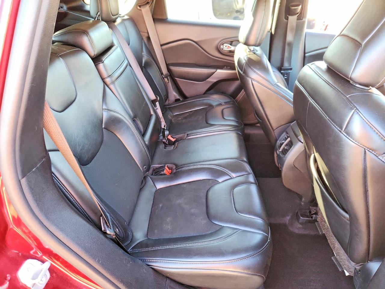 2019 JEEP CHEROKEE LATITUDE PLUS photo 31