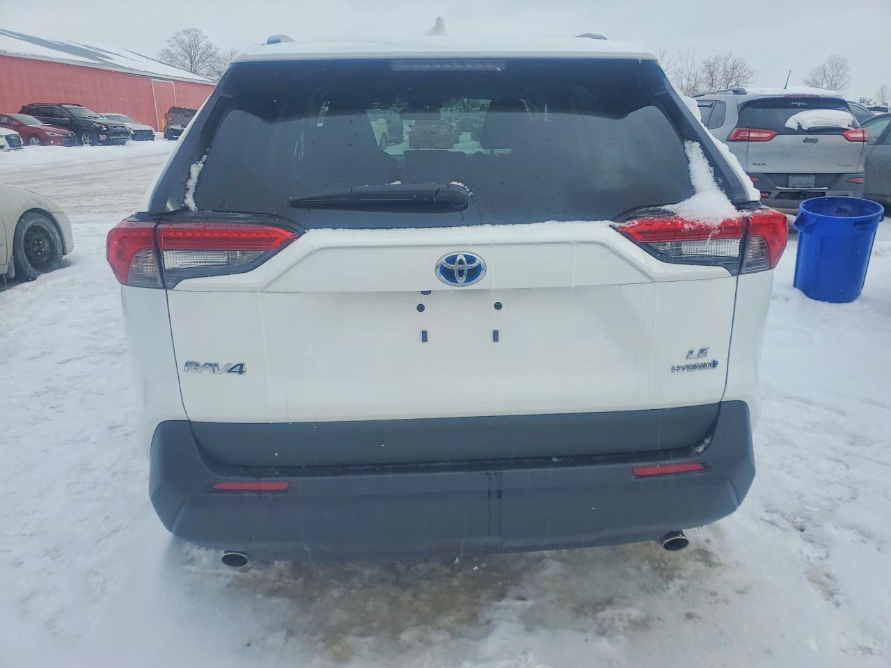 2024 TOYOTA RAV4 LE photo 6