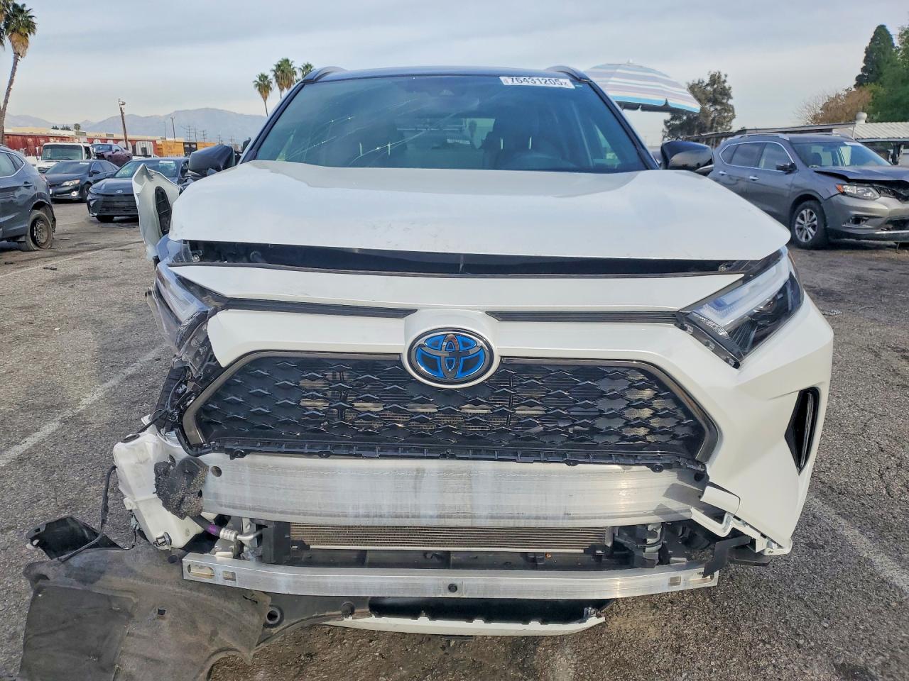 2024 TOYOTA RAV4 PRIME XSE photo 5