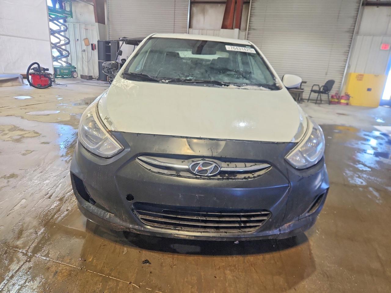 2016 HYUNDAI ACCENT SE photo 9