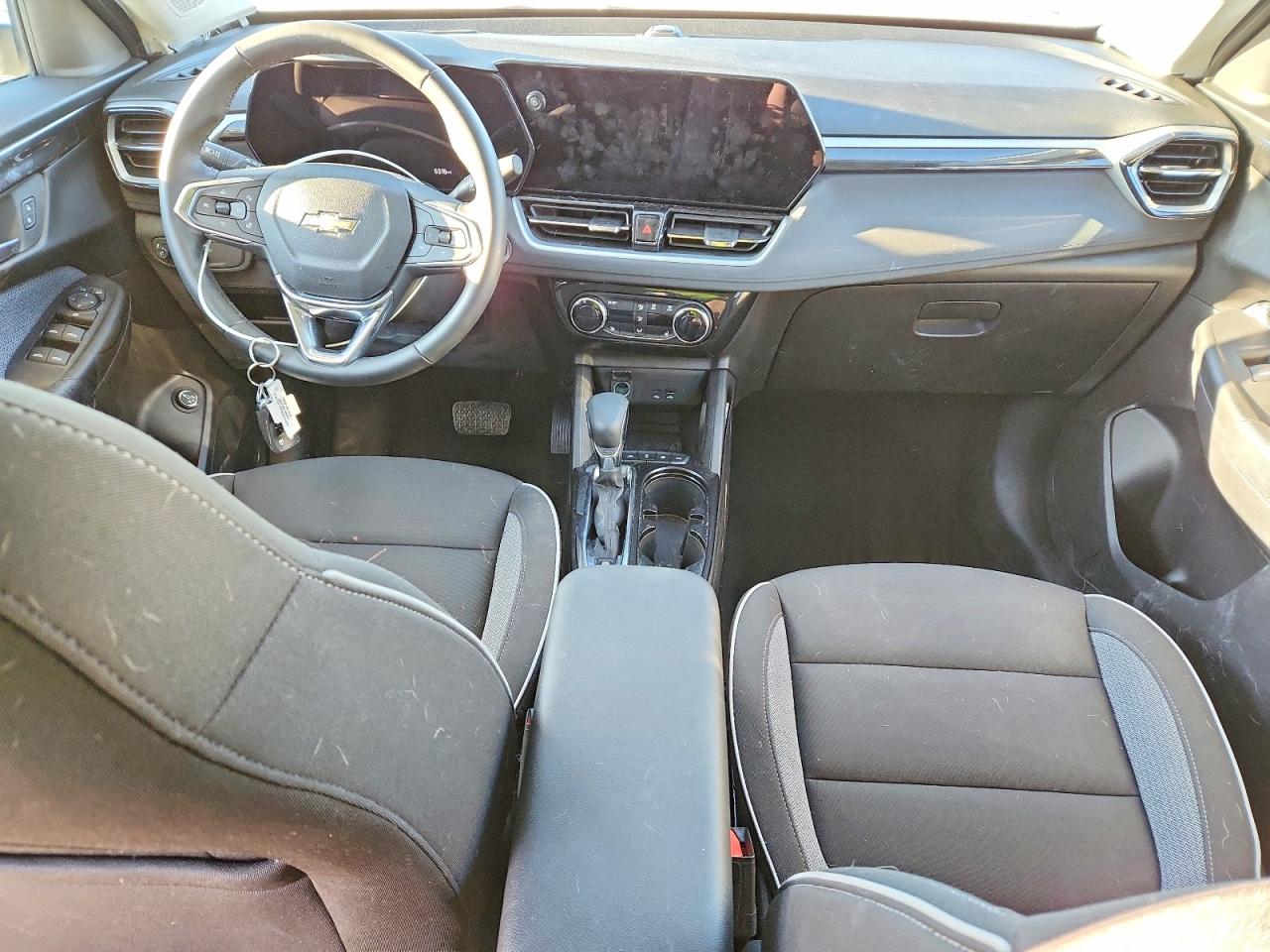 2025 CHEVROLET TRAILBLAZER LT photo 15