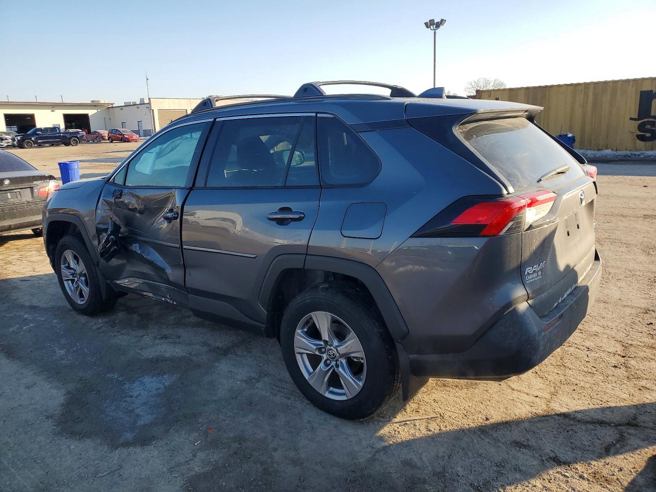 2025 TOYOTA RAV4 XLE photo 2