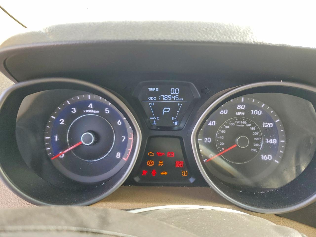 2013 HYUNDAI ELANTRA GLS photo 9