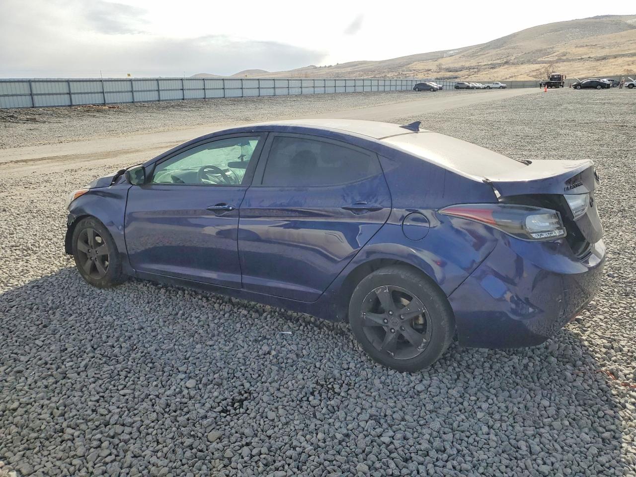 2013 HYUNDAI ELANTRA GLS photo 2