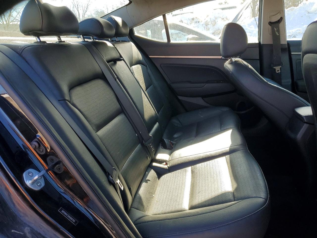 2017 HYUNDAI ELANTRA SE photo 10