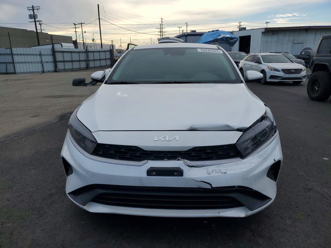 2024 KIA FORTE LXS photo 9