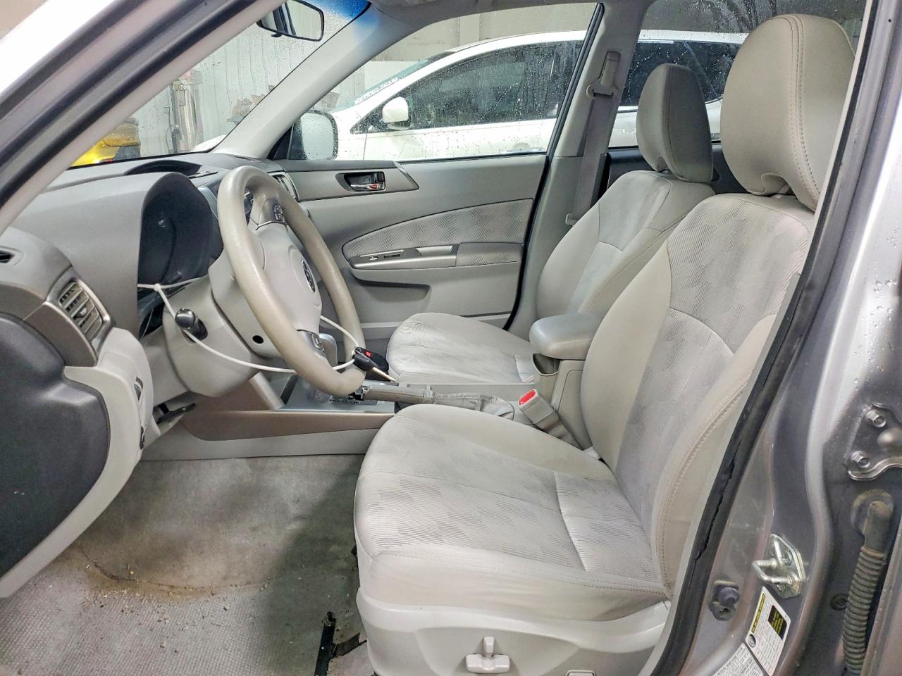 2010 SUBARU FORESTER 2.5X PREMIUM photo 13