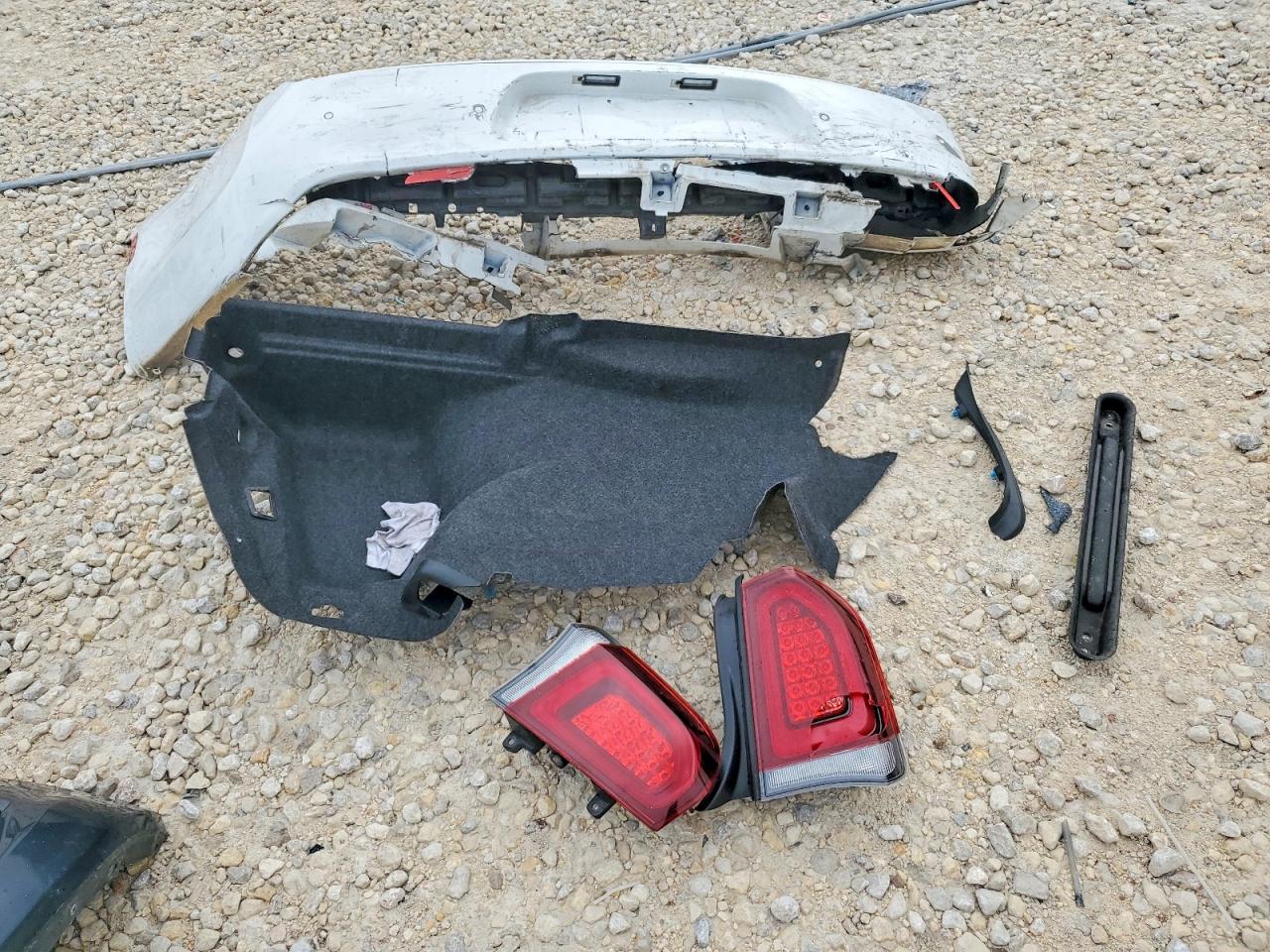 2021 CHRYSLER 300 S photo 12