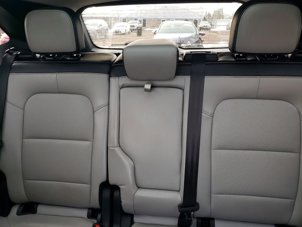 2025 FORD ESCAPE PLATINUM photo 19