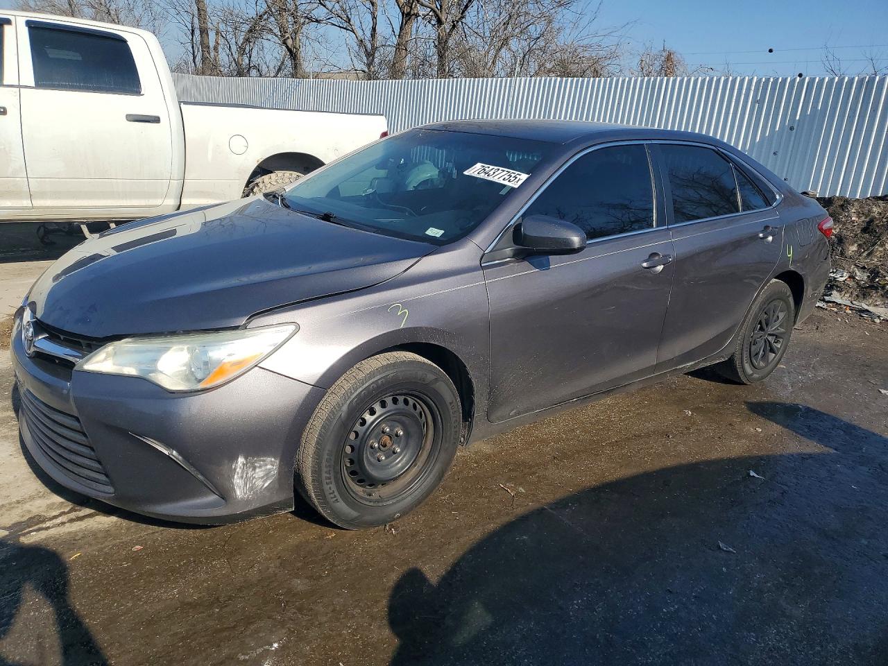 2015 TOYOTA CAMRY