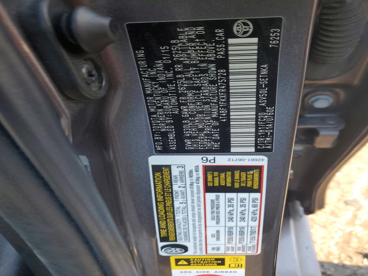 2015 TOYOTA CAMRY LE photo 12