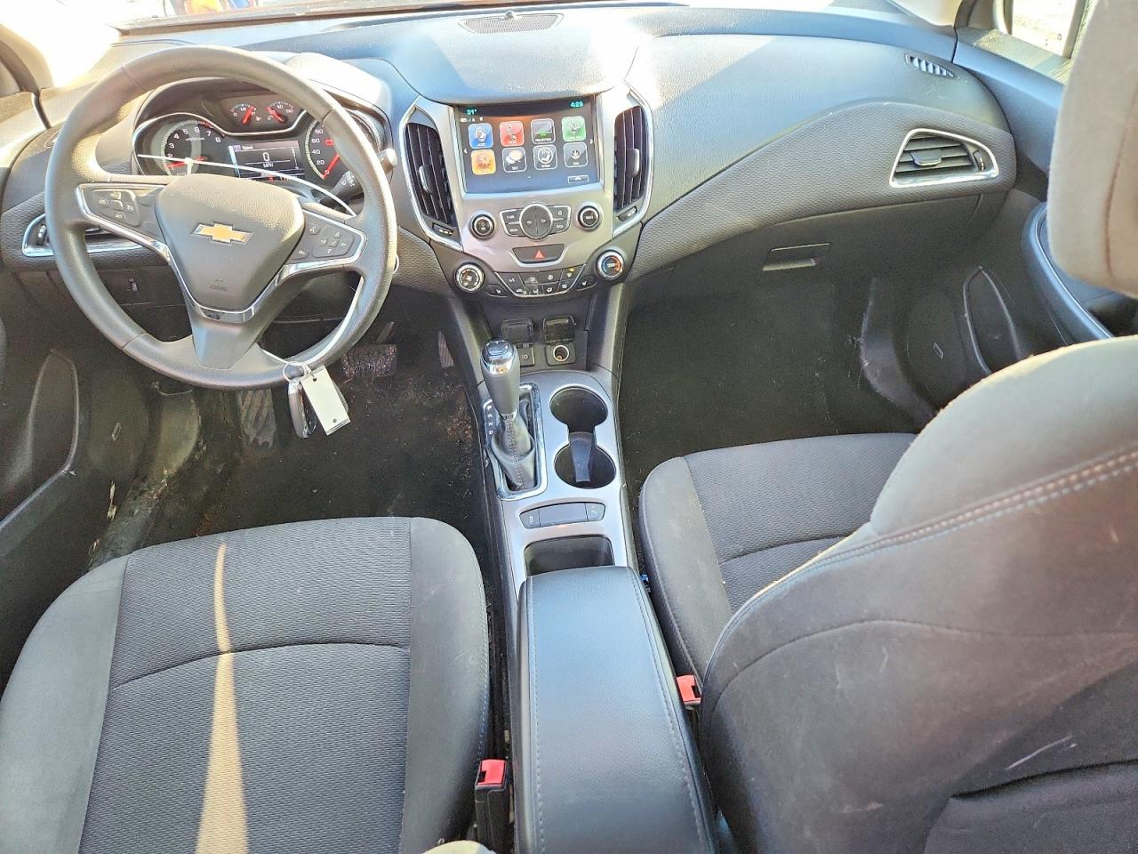 2017 CHEVROLET CRUZE LT photo 22