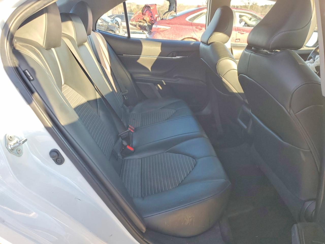 2021 TOYOTA CAMRY SE photo 10