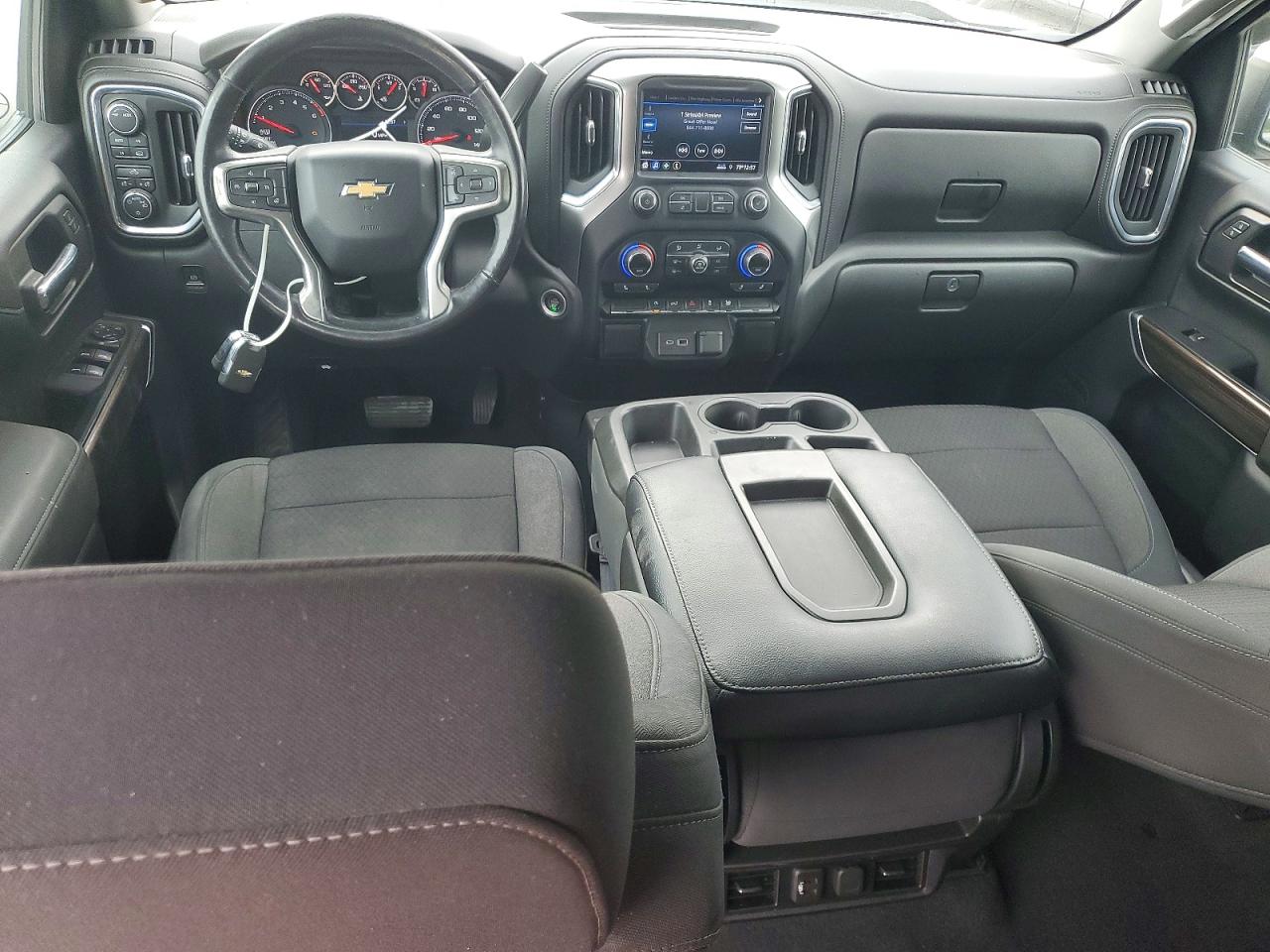2021 CHEVROLET SILVERADO K1500 LT photo 15