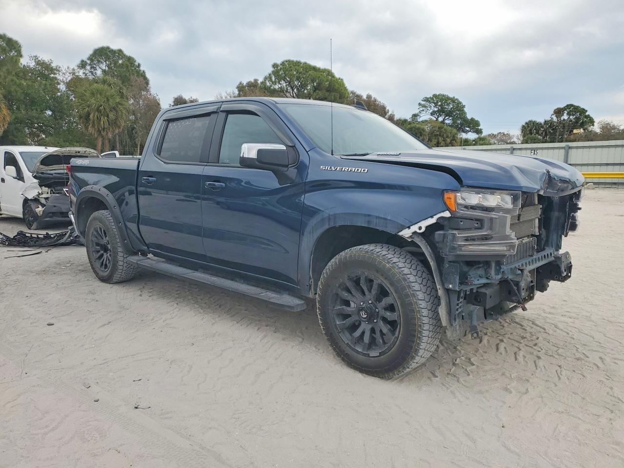 2021 CHEVROLET SILVERADO K1500 LT photo 7