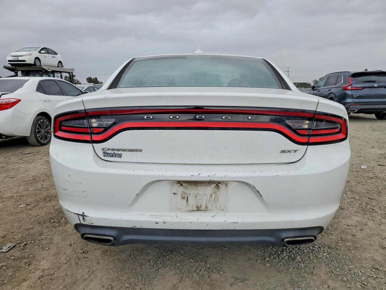 2015 DODGE CHARGER photo 11
