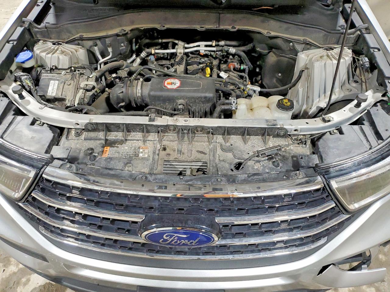 2021 FORD EXPLORER XLT photo 12