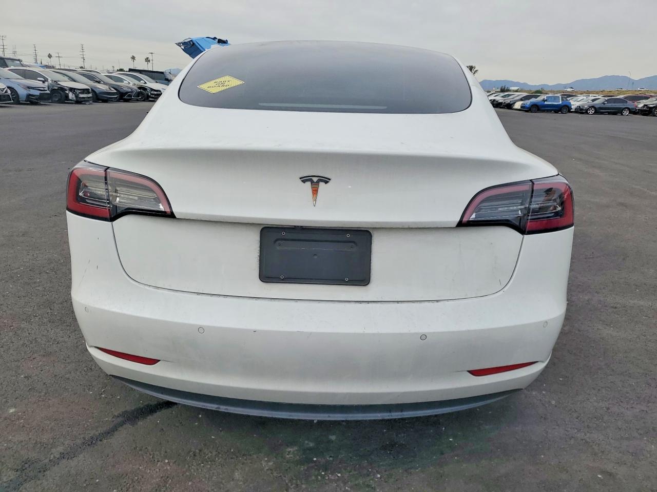 2022 TESLA MODEL 3 photo 11