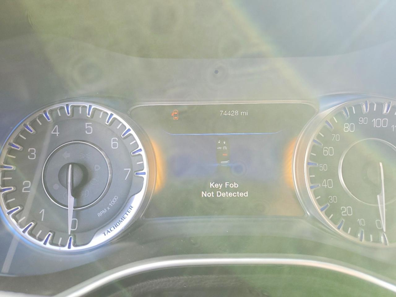 2015 CHRYSLER 200 C photo 17