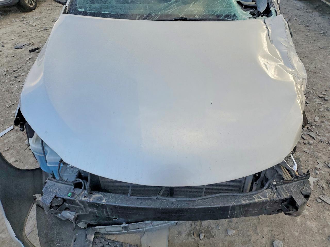 2016 TOYOTA CAMRY photo 21