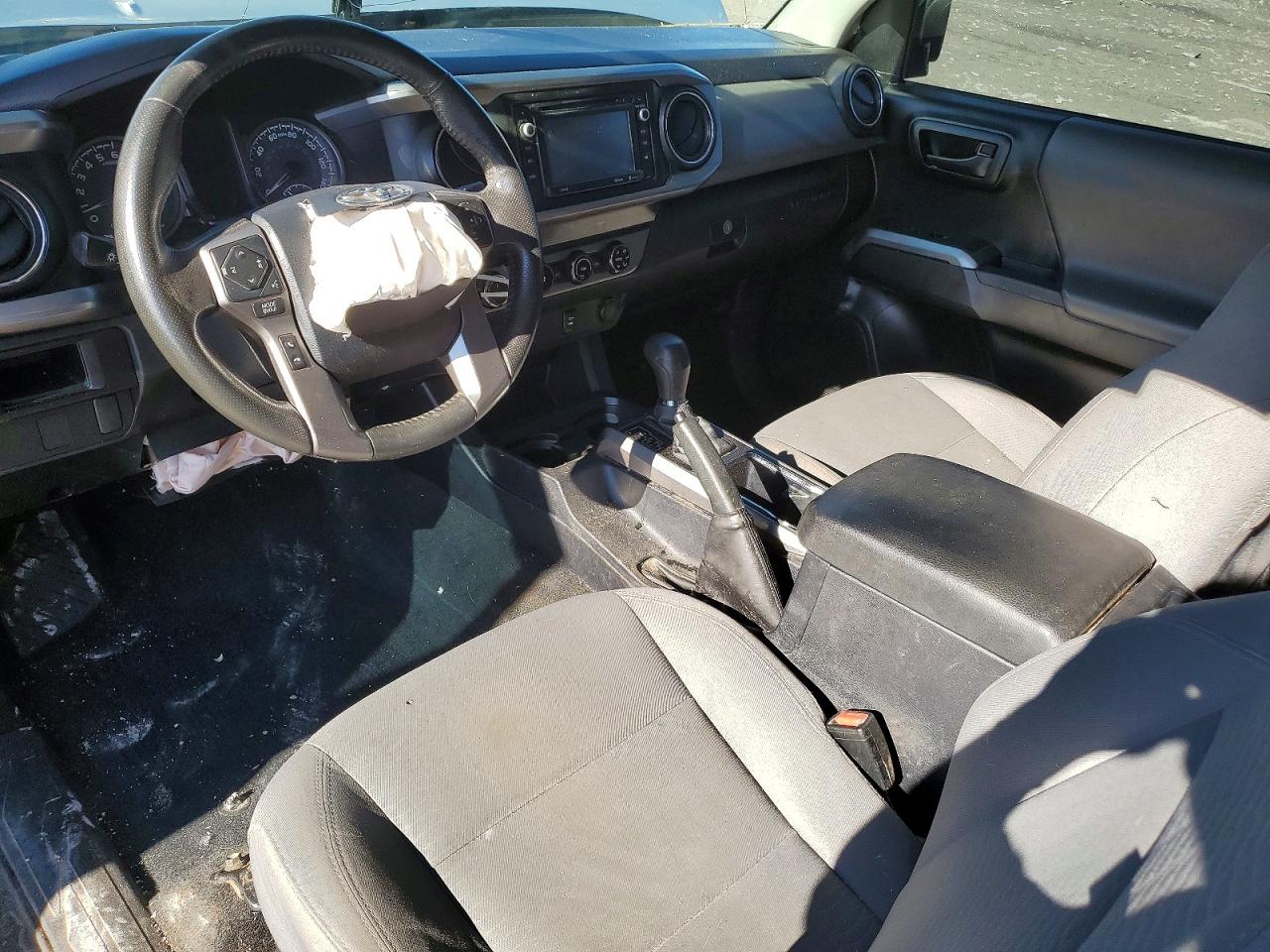 2017 TOYOTA TACOMA ACCESS CAB photo 8
