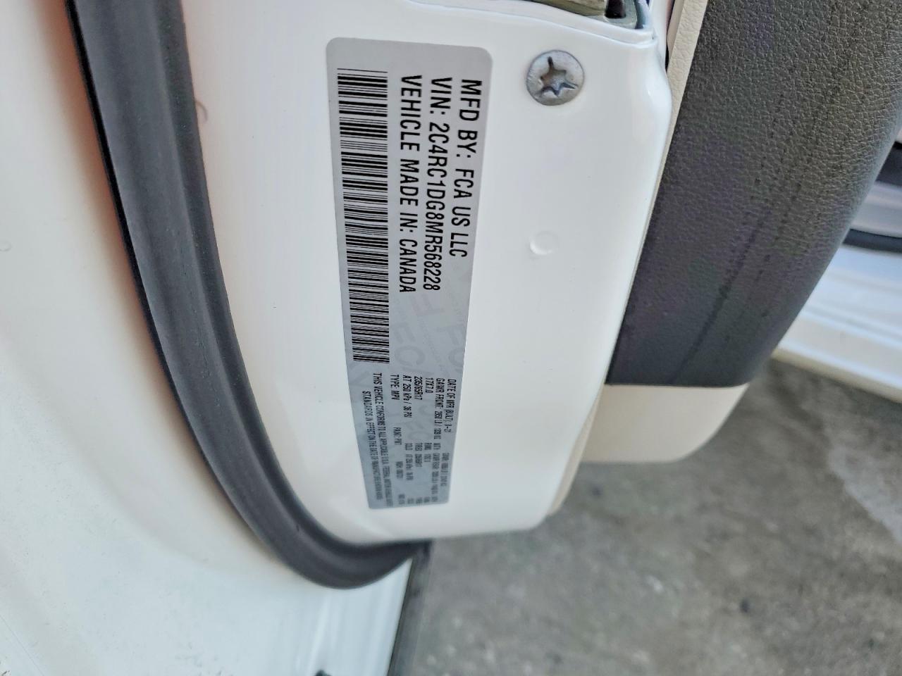2021 CHRYSLER VOYAGER LXI photo 23