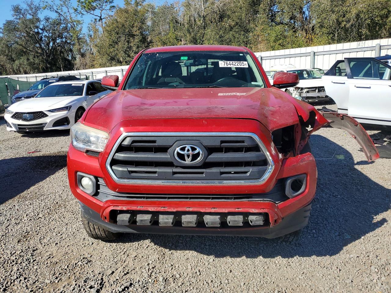 2017 TOYOTA TACOMA photo 13