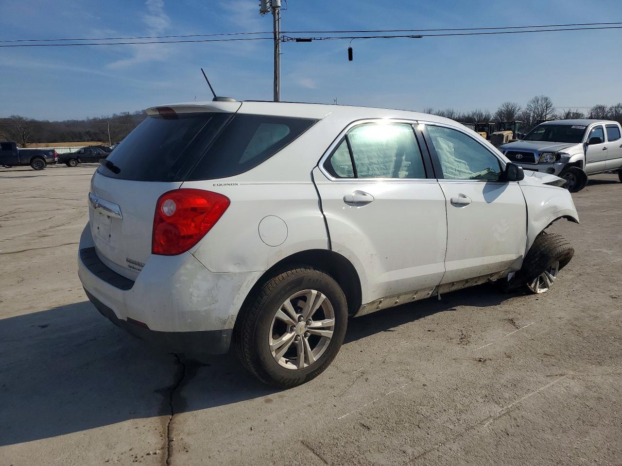 2015 CHEVROLET EQUINOX LS photo 3