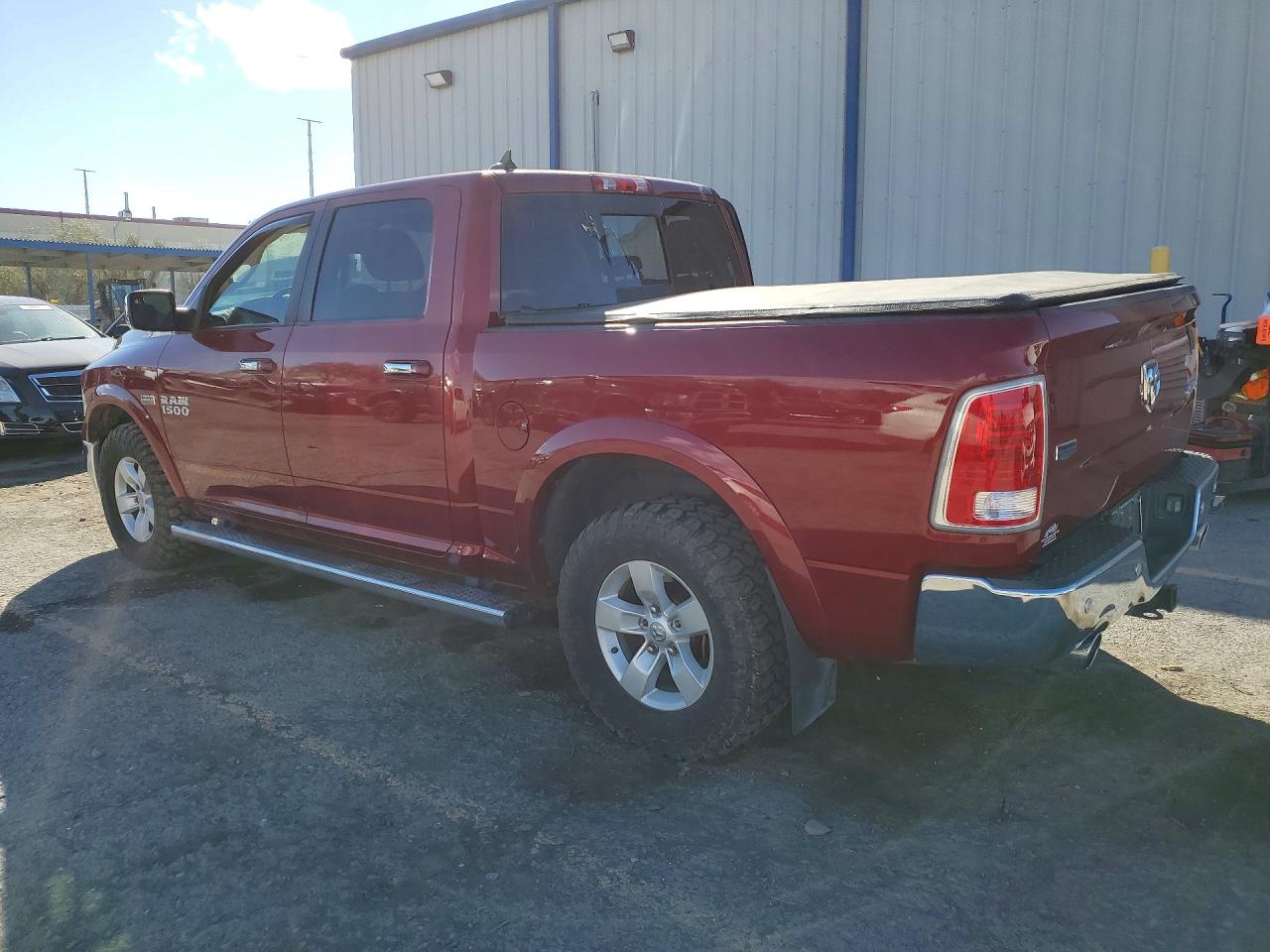 2015 RAM 1500 LARAMIE photo 3
