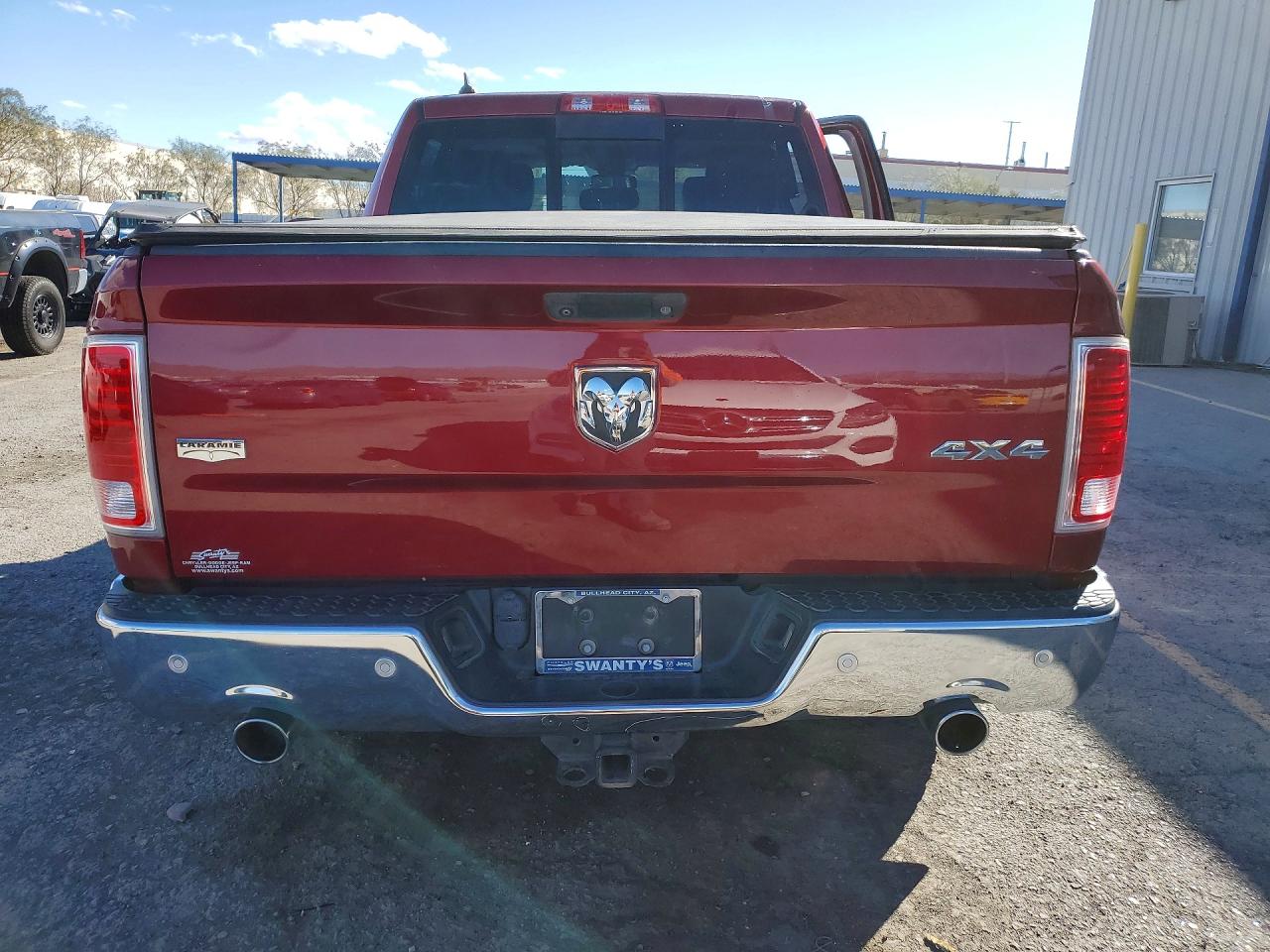2015 RAM 1500 LARAMIE photo 11