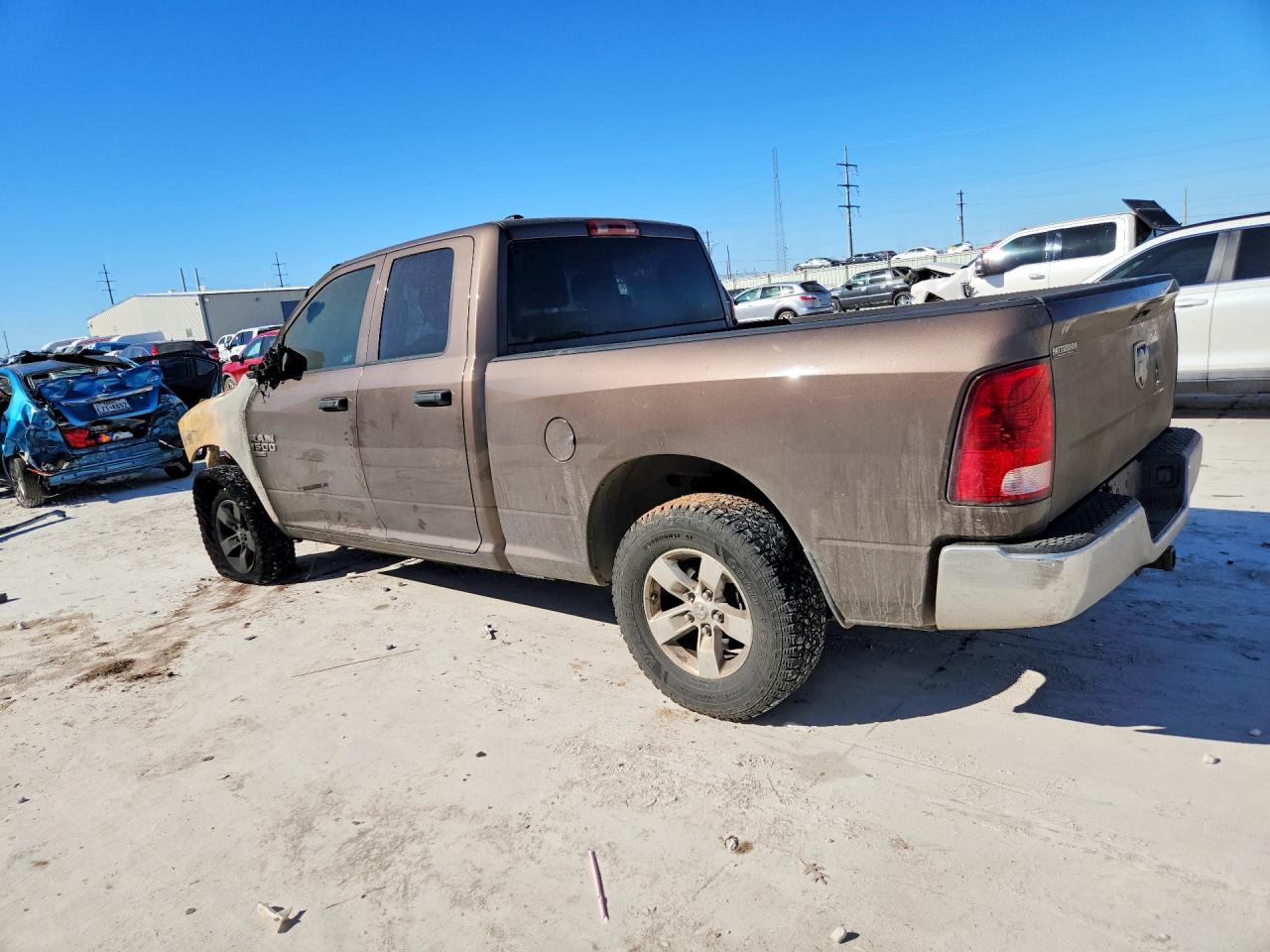 2021 RAM 1500 CLASSIC TRADESMAN photo 4