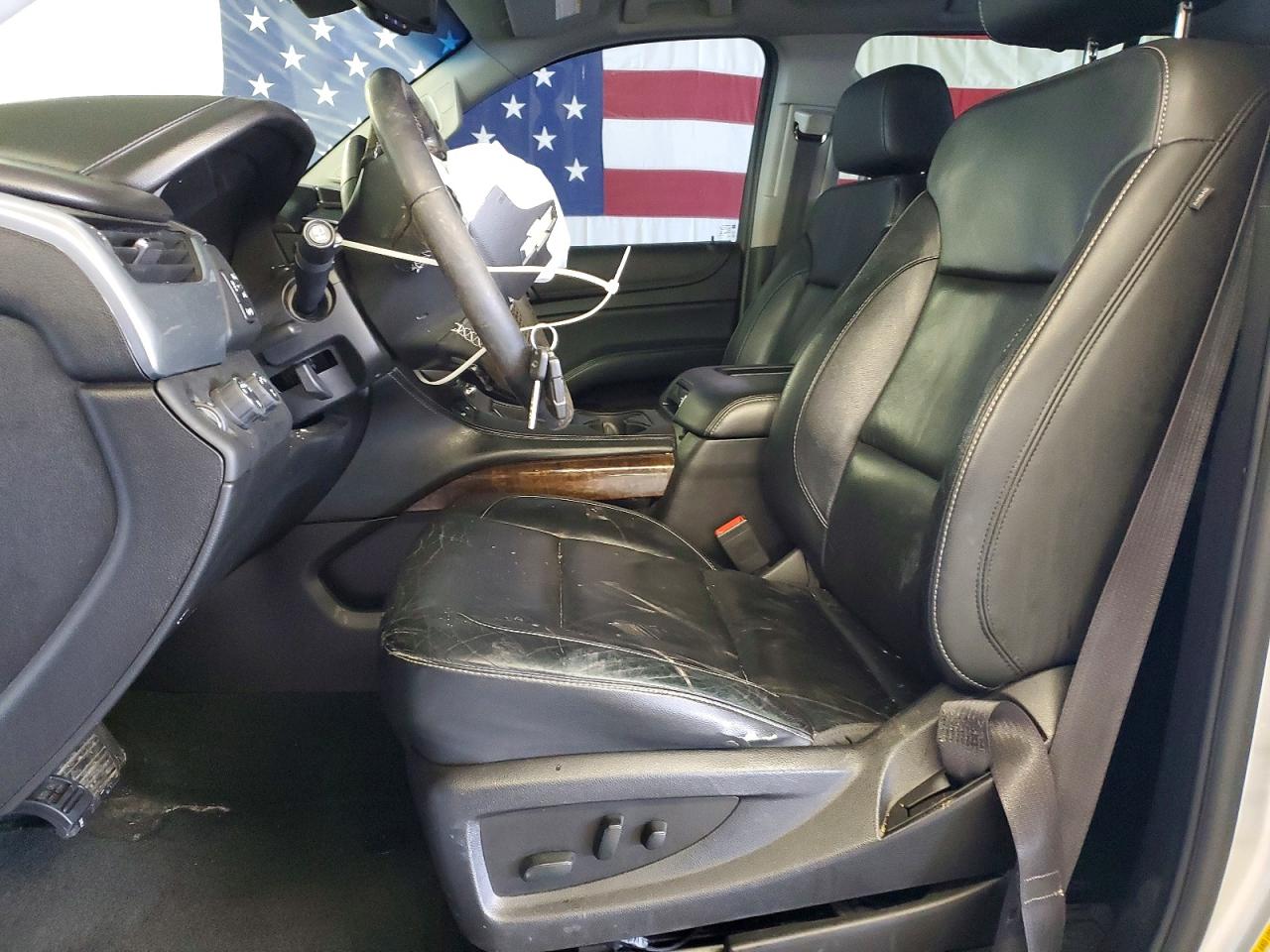 2018 CHEVROLET SUBURBAN K1500 LT photo 7