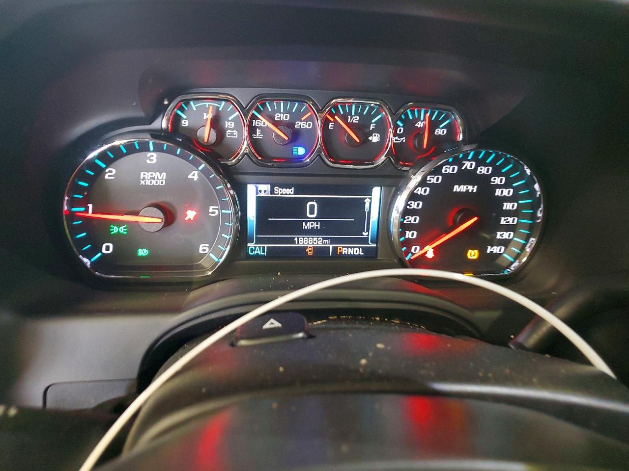 2018 CHEVROLET SUBURBAN K1500 LT photo 9