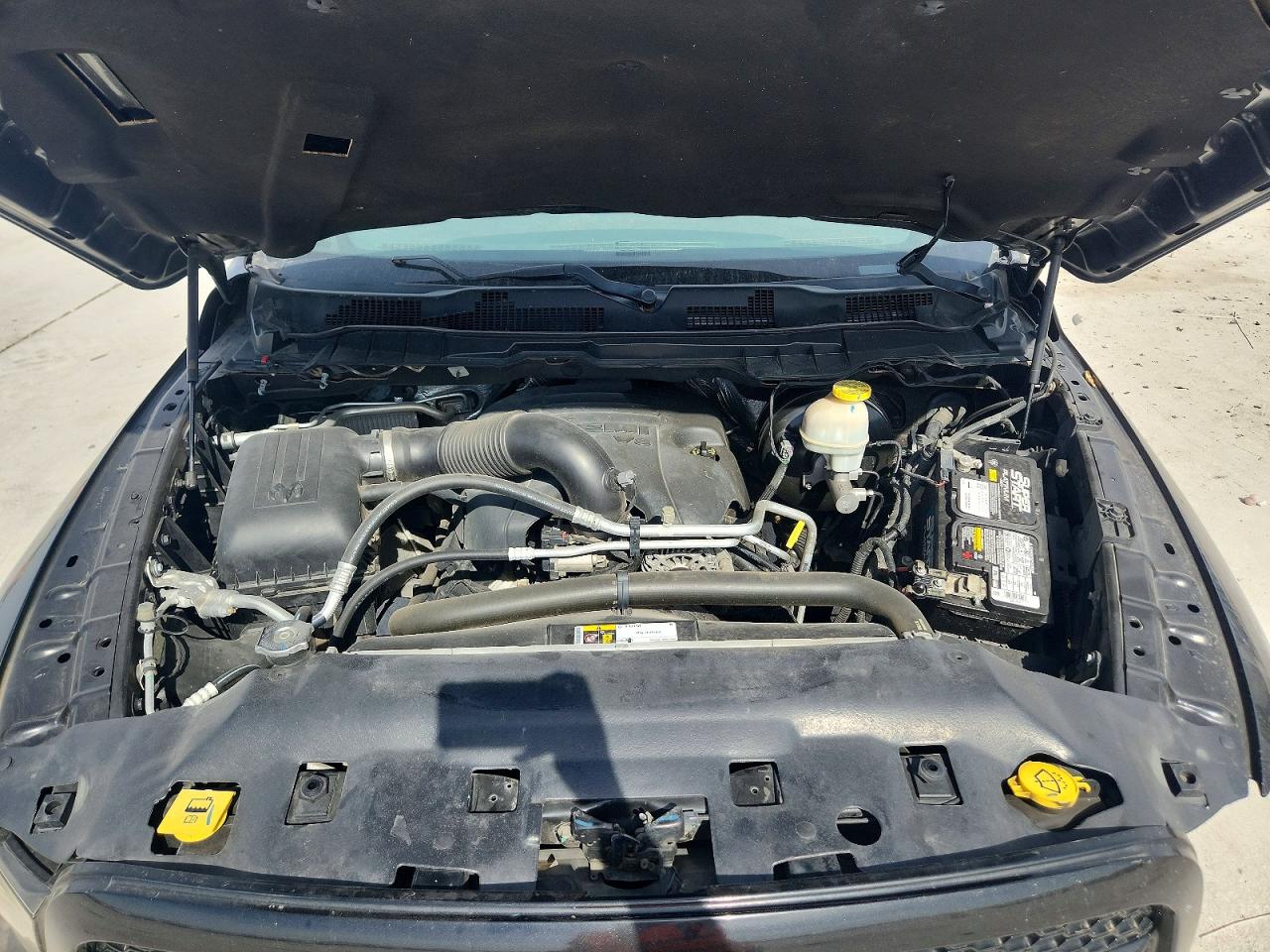 2017 RAM 1500 ST photo 21